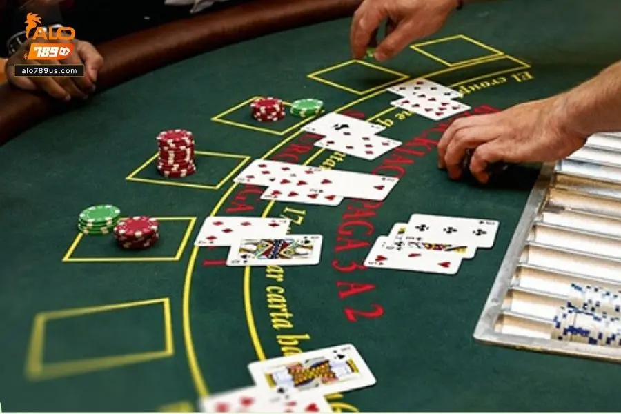 Poker vẫn luôn giữ được vị thế đặc biệt giữa hàng trăm game bài